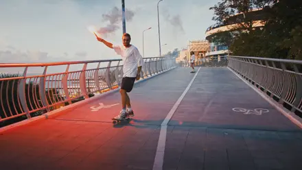 Original frame — before DataStorm processing